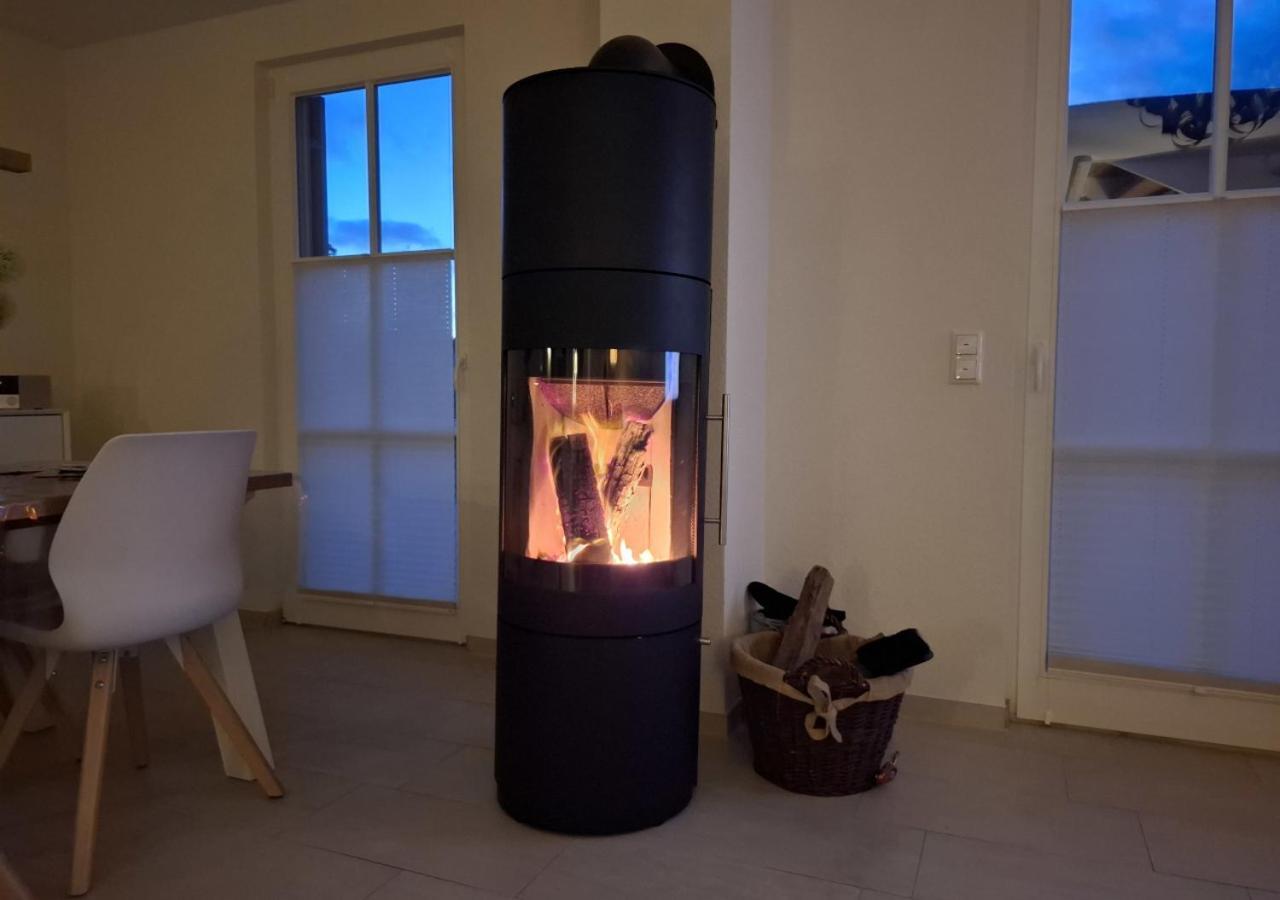 Modernes Reetdach-Ostseeferienhaus Bella Mare, Insel Usedom Mit Sauna, Kamin & Sonnenterrasse Zirchow Exteriör bild